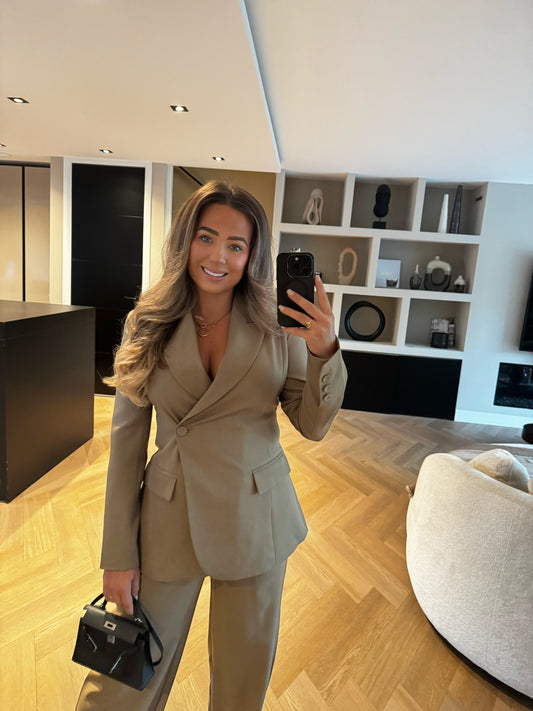 Kelly Blazer