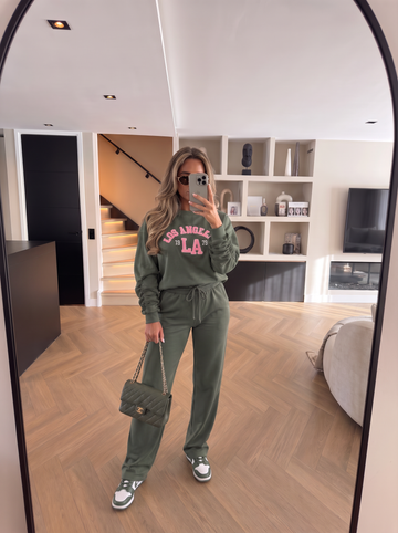 La suit